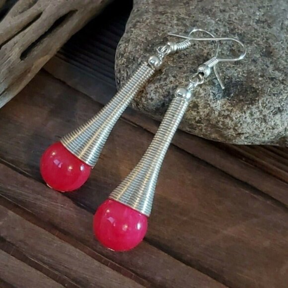 Avant Garde Magenta Malaysia Jade Silver Plated New Wave Dangle Earrings - Picture 5 of 7